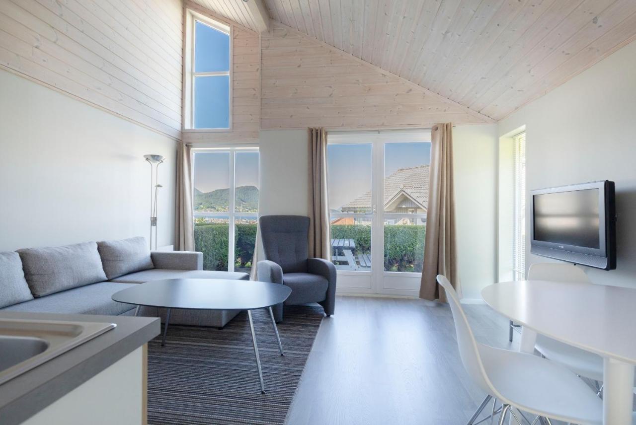 Aursnes Hotell Sykkylven Εξωτερικό φωτογραφία