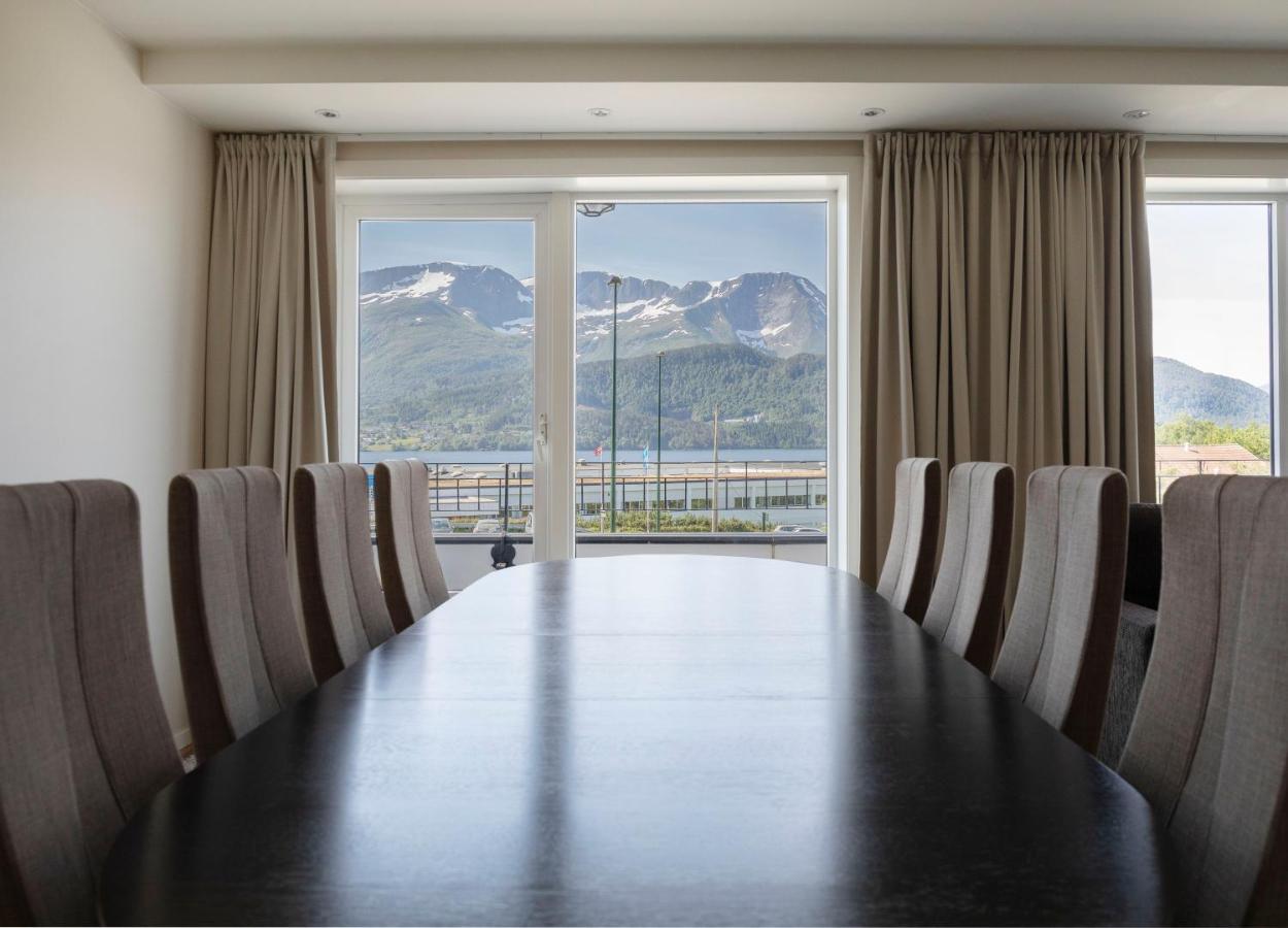 Aursnes Hotell Sykkylven Εξωτερικό φωτογραφία