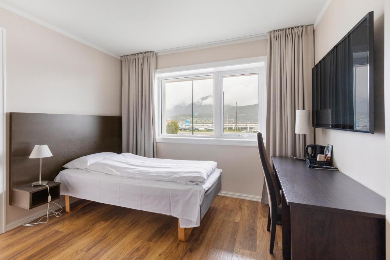 Aursnes Hotell Sykkylven Εξωτερικό φωτογραφία